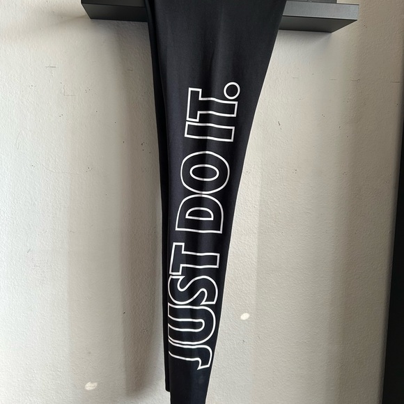 Nike Just do it High Waisted Black Leggings Size S - Picture 3 of 9